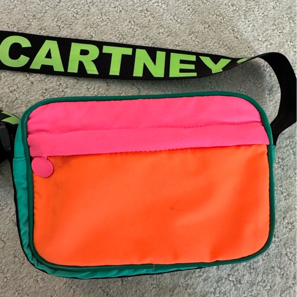 Stella McCartney Kids color block logo strap shoulder bag pink orange neon black - Picture 8 of 10